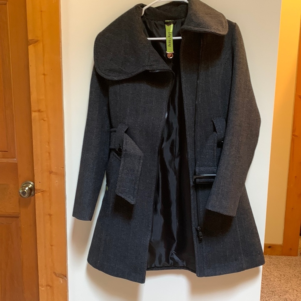 Soia & Kyo like new condition belted pea coat. Super warm and stylish.